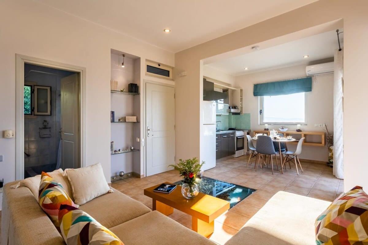 Kitries Summer Getaway - Eden Comfy Suite Kitriaí Buitenkant foto